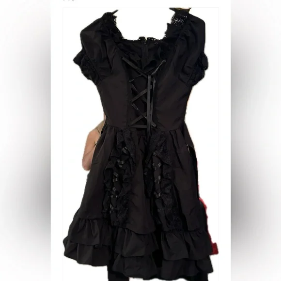 Lace up layered goth dress size xs NWOT - Picture 2 of 4